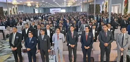 सूरत : पीएम मोदी की 'वोकल फॉर लोकल' अपील, देश को तीसरी अर्थव्यवस्था बनाने में जुटे व्‍यवसायी