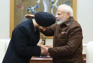 PM Modi Honors Sikh Contributions and Sahibzaades in Discussion with Diljit