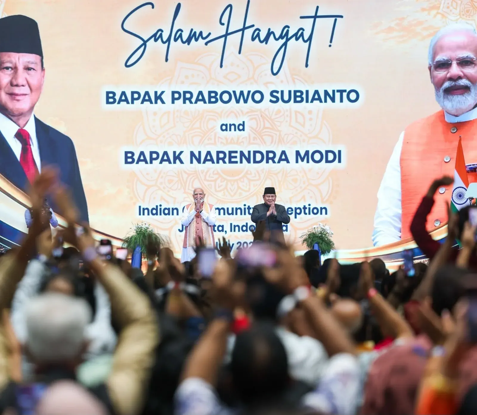 PM Modi Meets Indian Diaspora at Jakarta Community Event