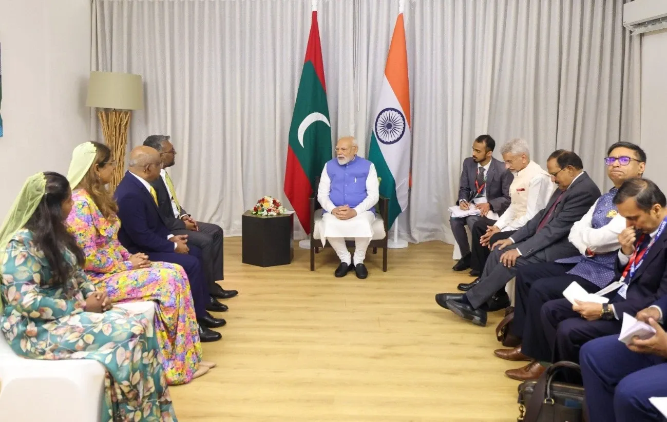 What Did PM Modi Discuss with Political Leaders in the Maldives?