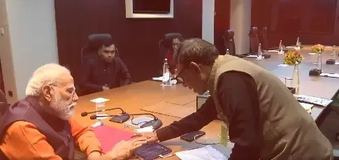 PM Modi Connects with Composer Ramesh Vinayakam in Chennai, Explores the Gamaka Box Notation System