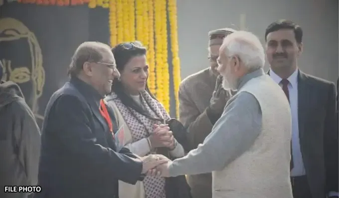 क्या पीएम मोदी ने वीके मल्होत्रा के योगदान की सराहना की?