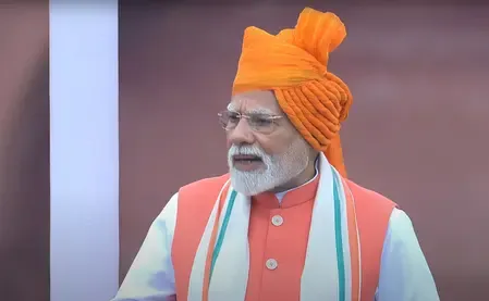 क्या पीएम मोदी ने लाल किले से दुश्मनों को चेतावनी दी?
