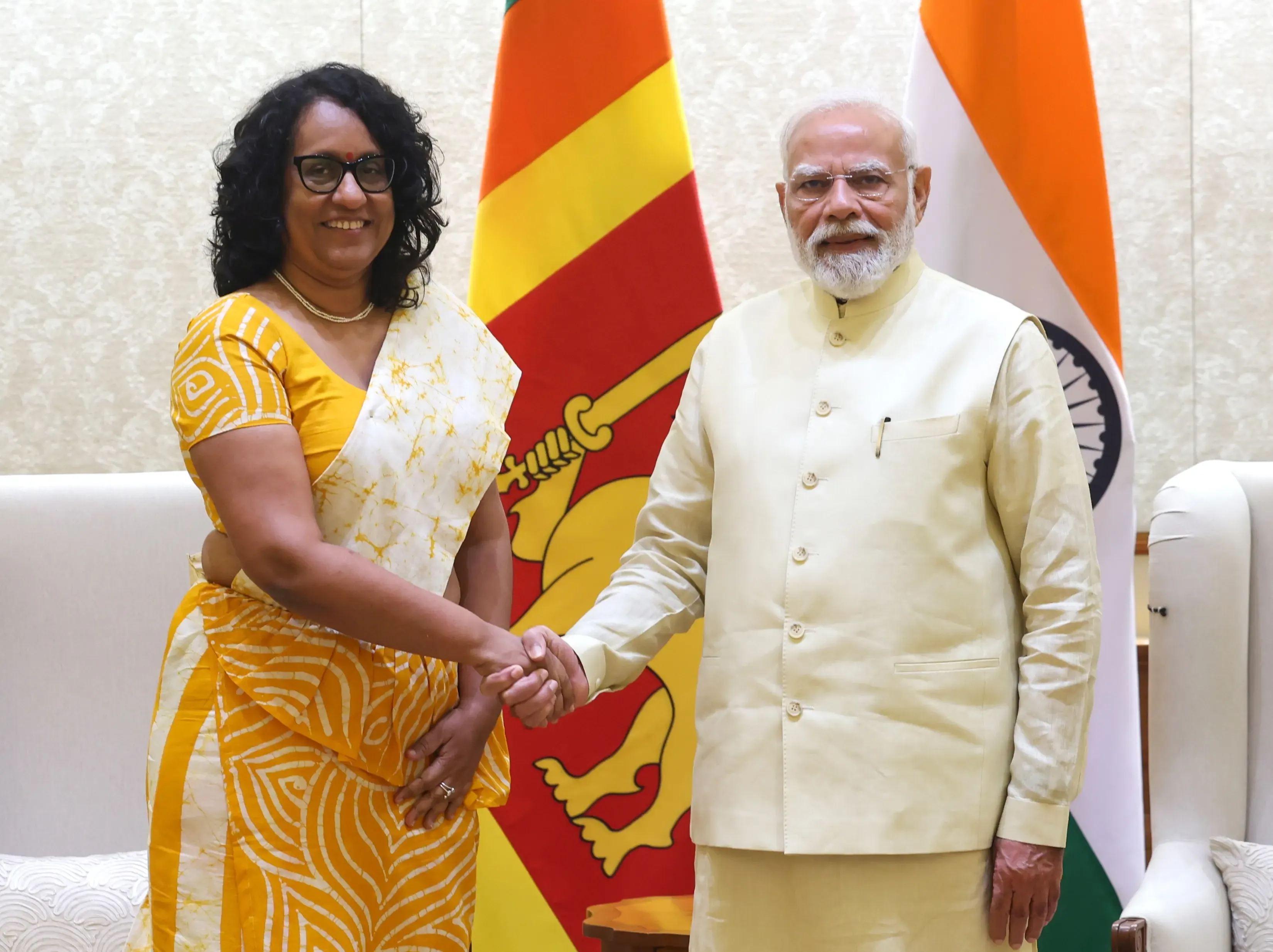 क्या पीएम मोदी ने श्रीलंका की प्रधानमंत्री और मिस्र के विदेश मंत्री से मुलाकात की?