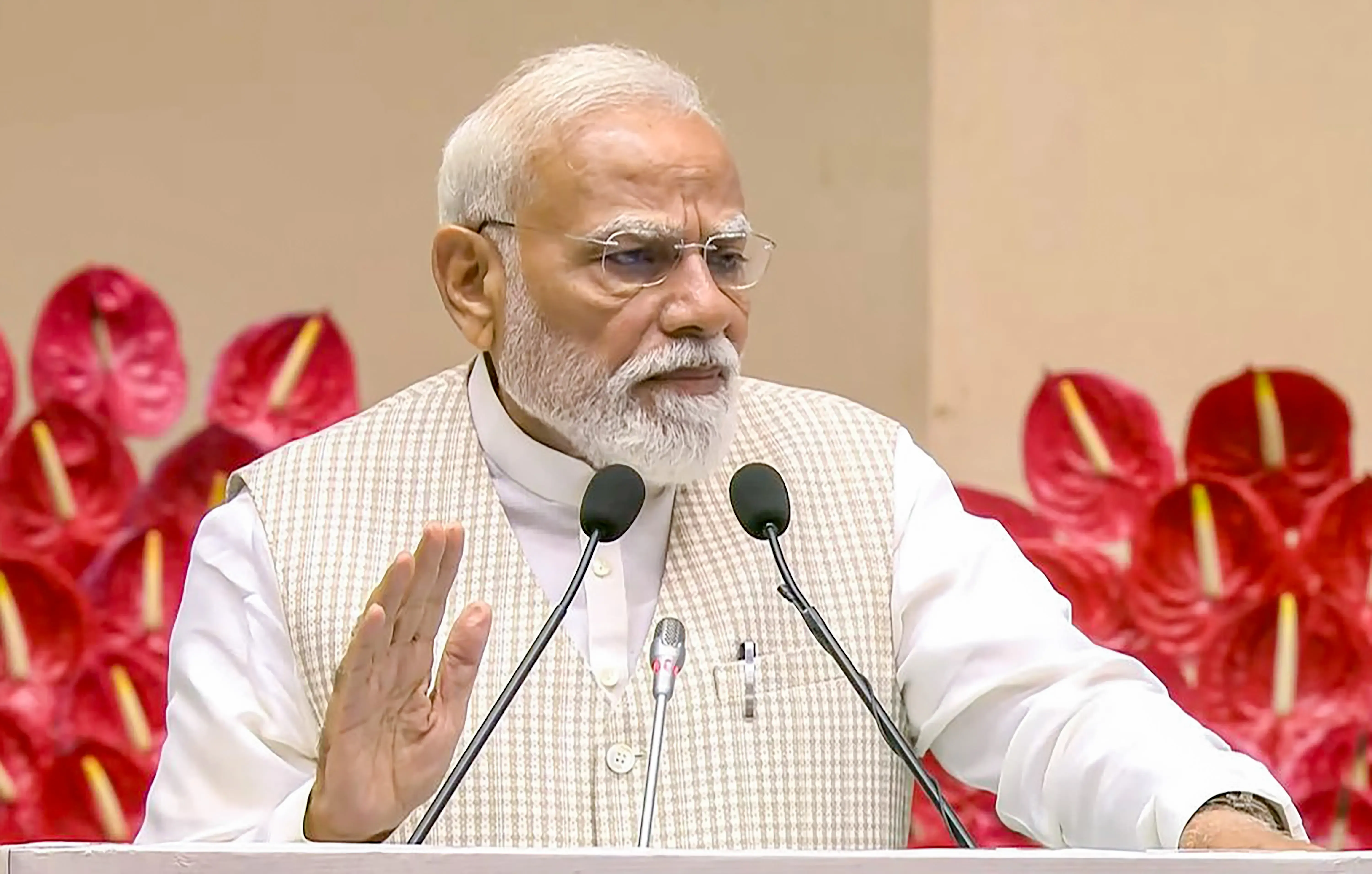 सुप्रीम कोर्ट में जजों की संख्या 33 से बढ़कर 37 होगी, PM मोदी बोले- मिलेगा त्वरित न्याय