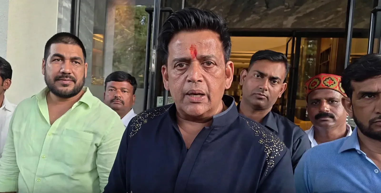 खड़गे की मोदी पर टिप्पणी को रवि किशन ने बताया कांग्रेस की खीझ और ओछी राजनीति