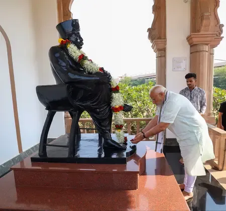 Why Did PM Modi Commend Swayamsevaks for Prioritizing the Nation?
