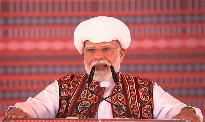 PM Modi at Khatla Sabha in Banaskantha recalls 2001 rally, eyes Guinness record