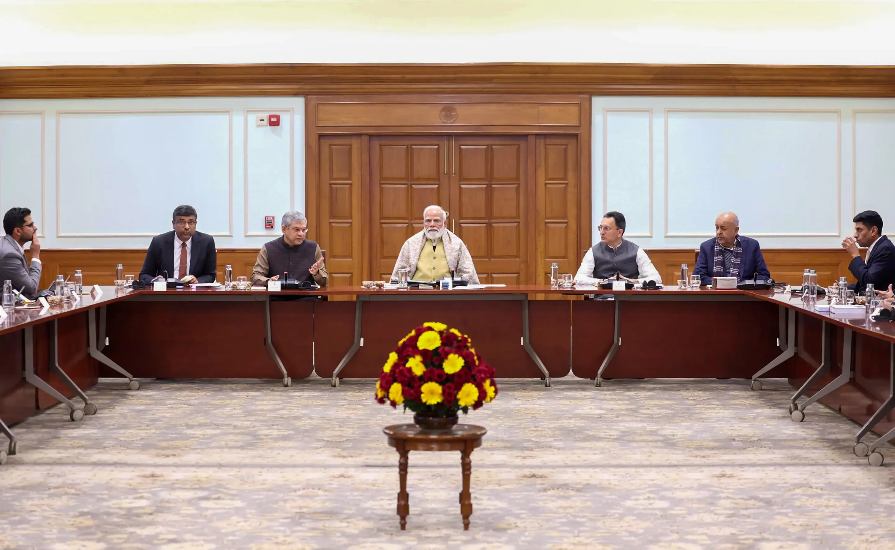 क्या पीएम मोदी ने भारतीय एआई स्टार्टअप्स के साथ चर्चा कर इनोवेशन की क्षमता पर प्रकाश डाला?