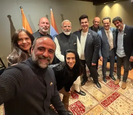 पीएम मोदी की इजराइल यात्रा: 'फौदा' के अंडरकवर एजेंट्स के साथ सेल्फी का रहस्य