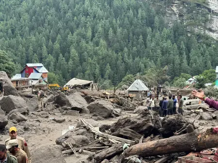 What Did PM Modi Discuss with J&K L-G and CM Regarding Kishtwar Tragedy?