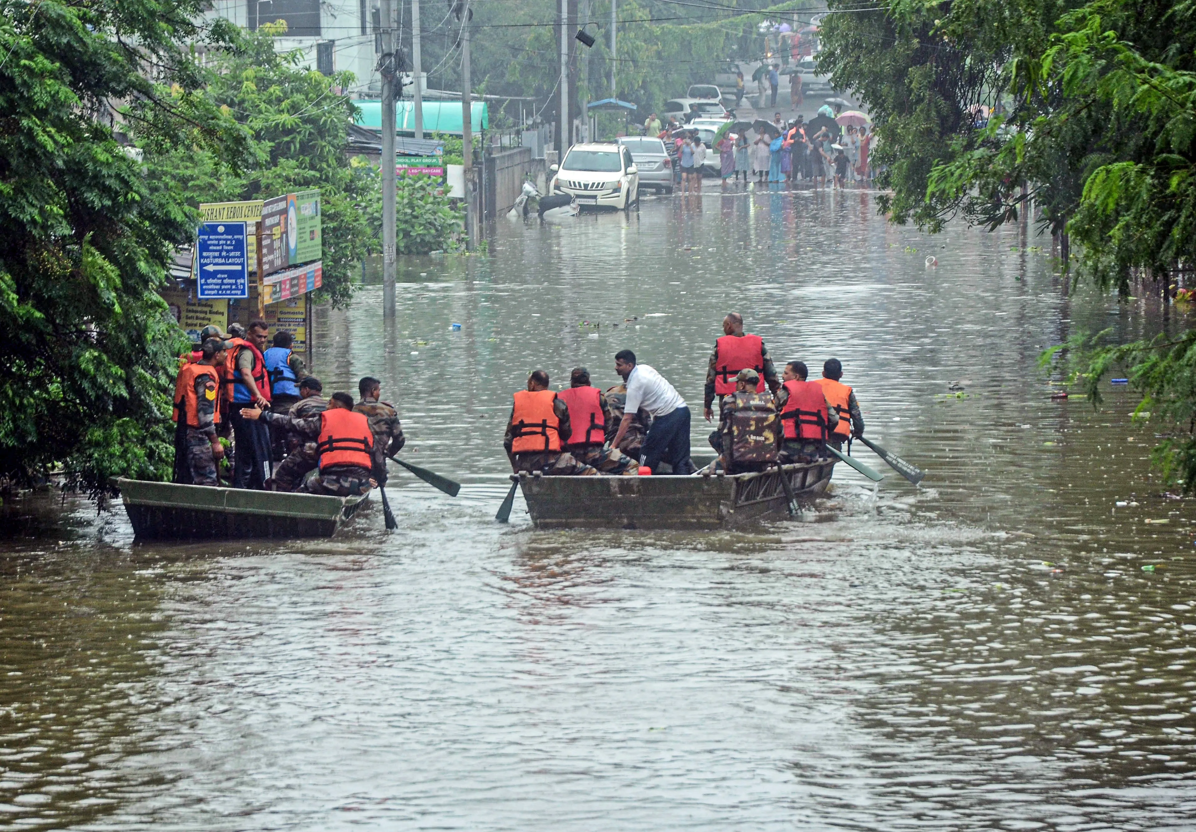 How Did PM Modi Praise Rescue Teams Amidst Monsoon Devastation?