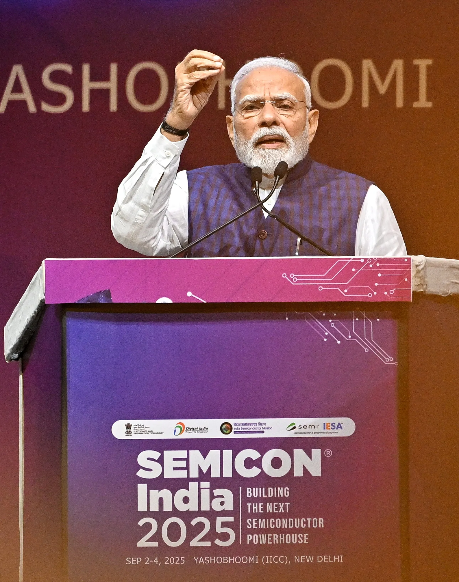 Will PM Modi Lead the CEO Roundtable at 'Semicon India-2025' Today?