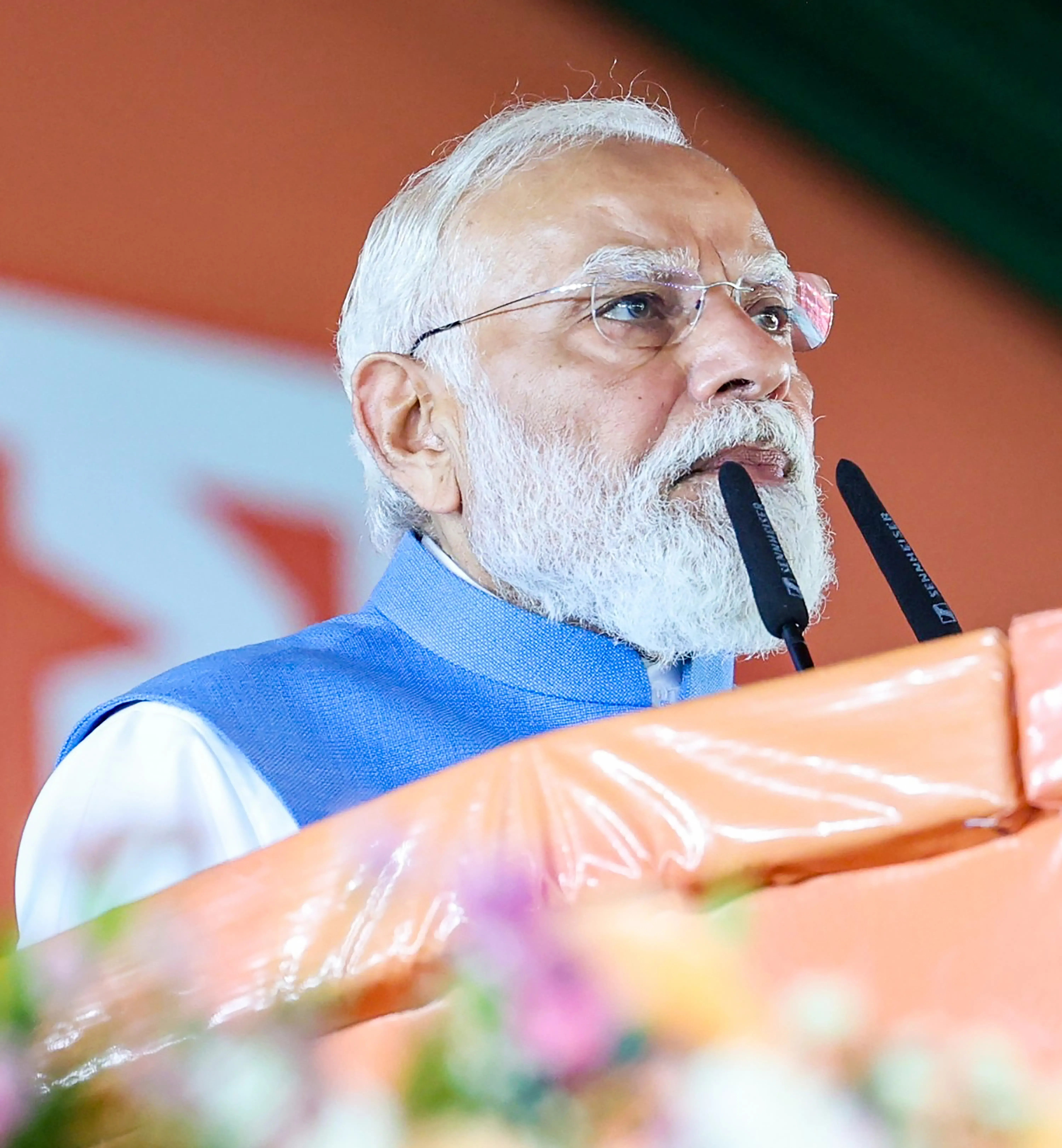 PM Modi Calls for Overhaul of 15-Year Trinamool Rule in Bengal