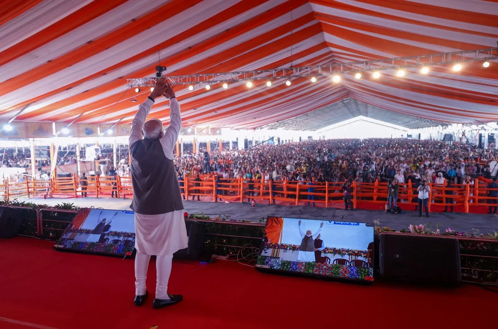 PM Modi visits Tarakeswar, West Bengal in fresh outreach