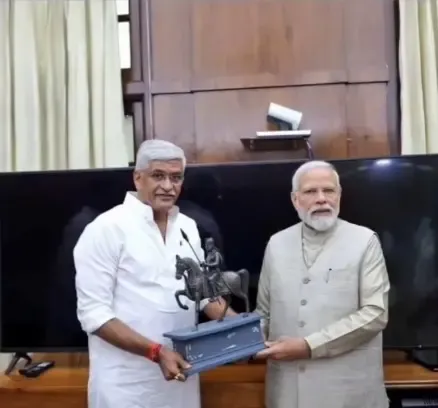 What did PM Modi say while wishing Gajendra Singh Shekhawat a happy birthday?