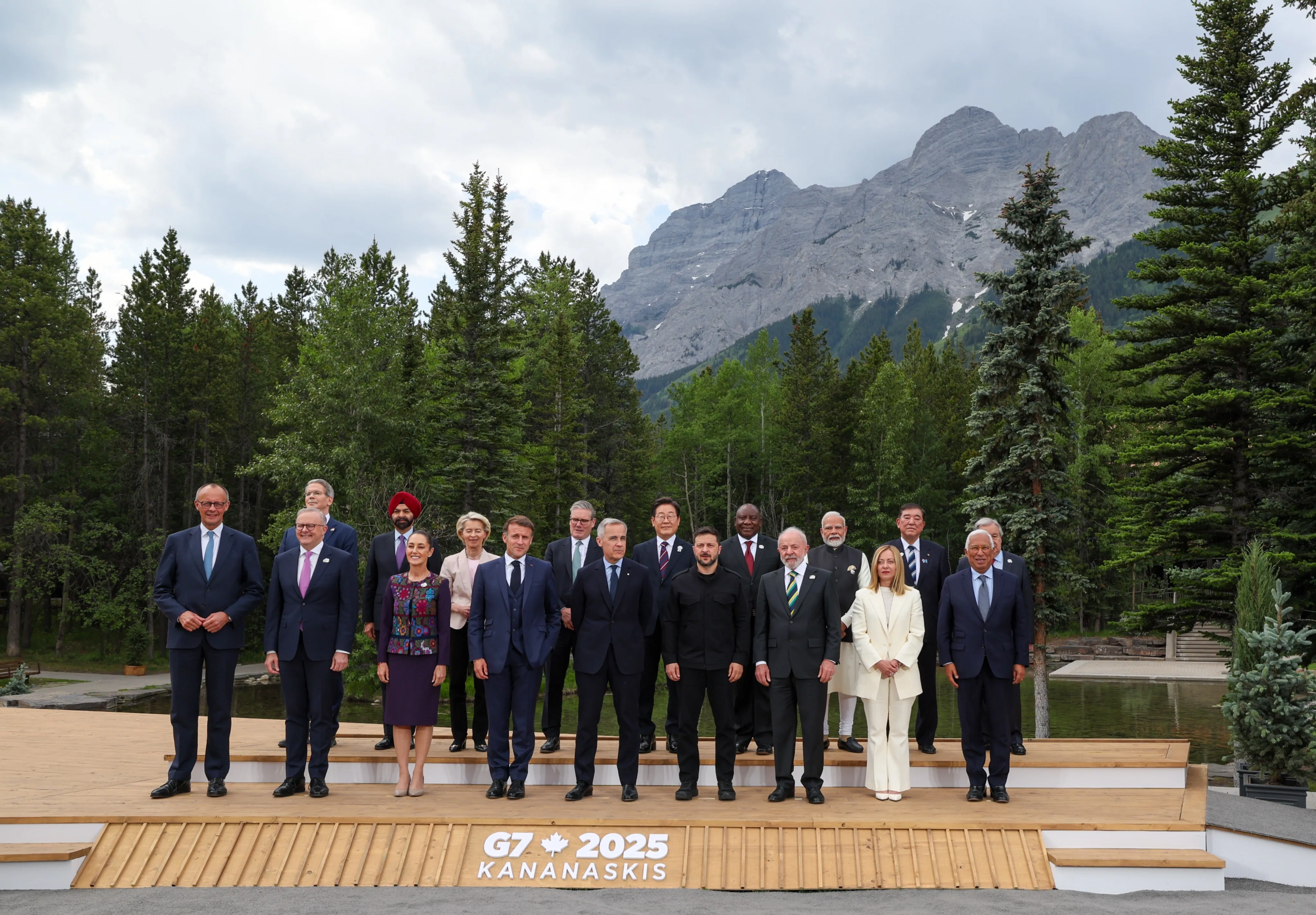 Did PM Modi and World Leaders Unite for a Group Photo at the G7 Summit in Canada's Kananaskis?