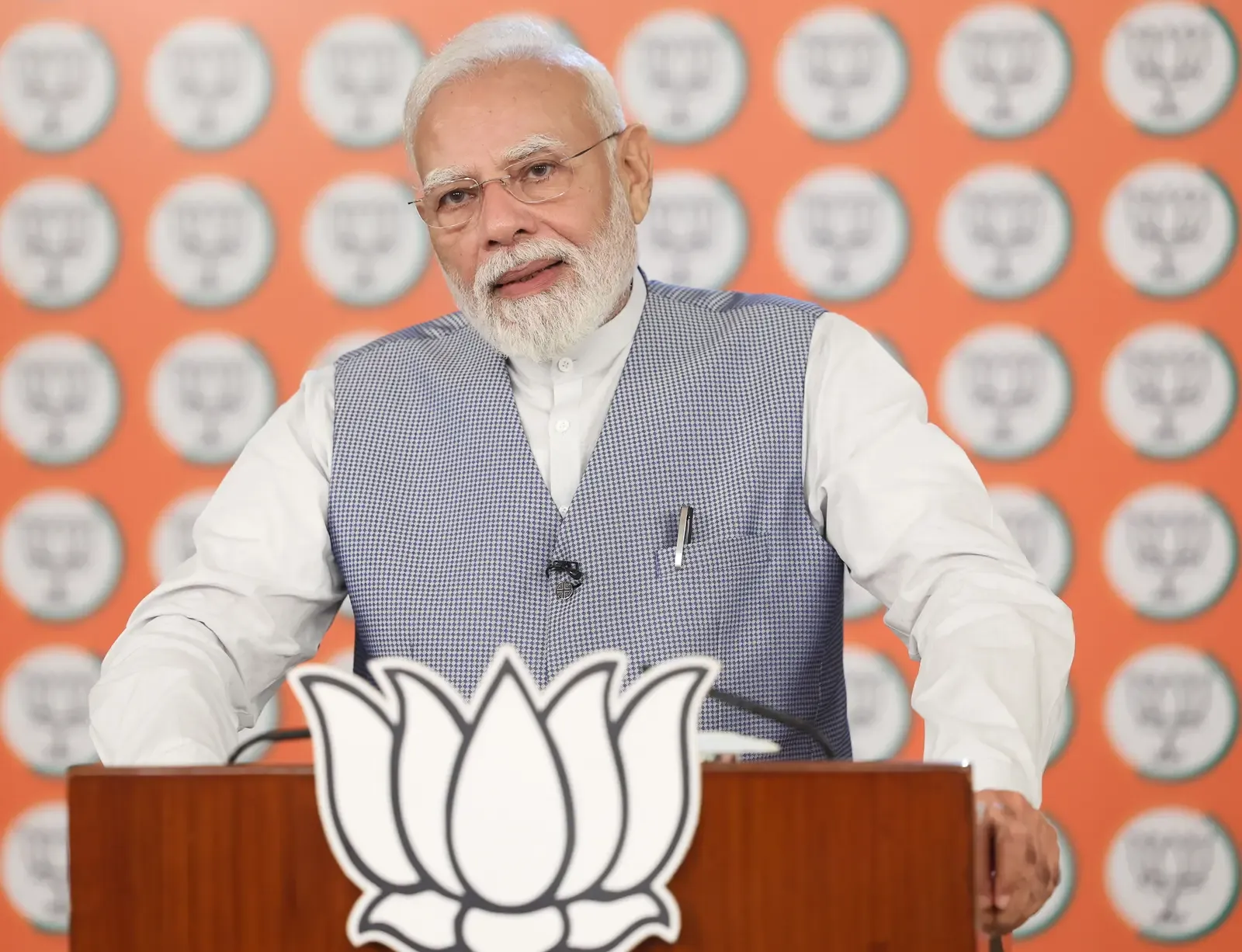 Kerala BJP chief Rajeev Chandrasekhar launches 'Seva Jyothi Yatra' to mark Modi's 25 years