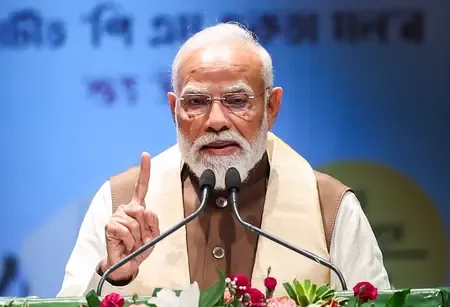 PM Modi's Grand Rally in Kolkata Concludes BJP's Parivartan Yatra