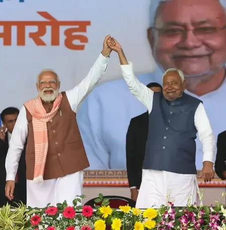 पीएम नरेंद्र मोदी ने नीतीश कुमार को बताया कुशल और अनुभवी प्रशासक, दी शुभकामनाएं 
