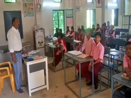 How is the PM SHRI scheme transforming government schools in Chhindwara?