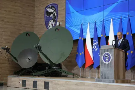 Poland to sign $27 bn EU military deals by end-May under SAFE program