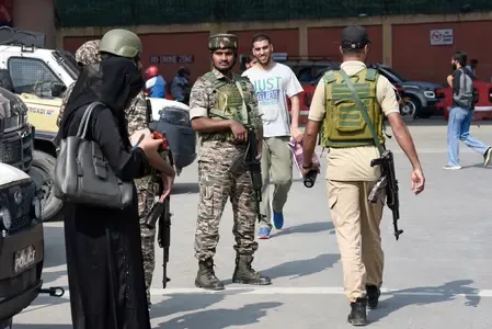 Did Police Conduct Raids on Separatist Associates in Kupwara, J&K?