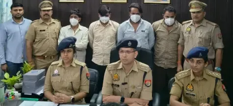 क्या पुलिस ने ईसीएचएस कार्ड घोटाले का भंडाफोड़ किया? चार गिरफ्तार
