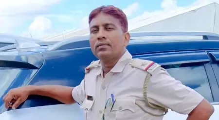 ASI critical after crude bomb attack on police raid in Bengal's Murshidabad