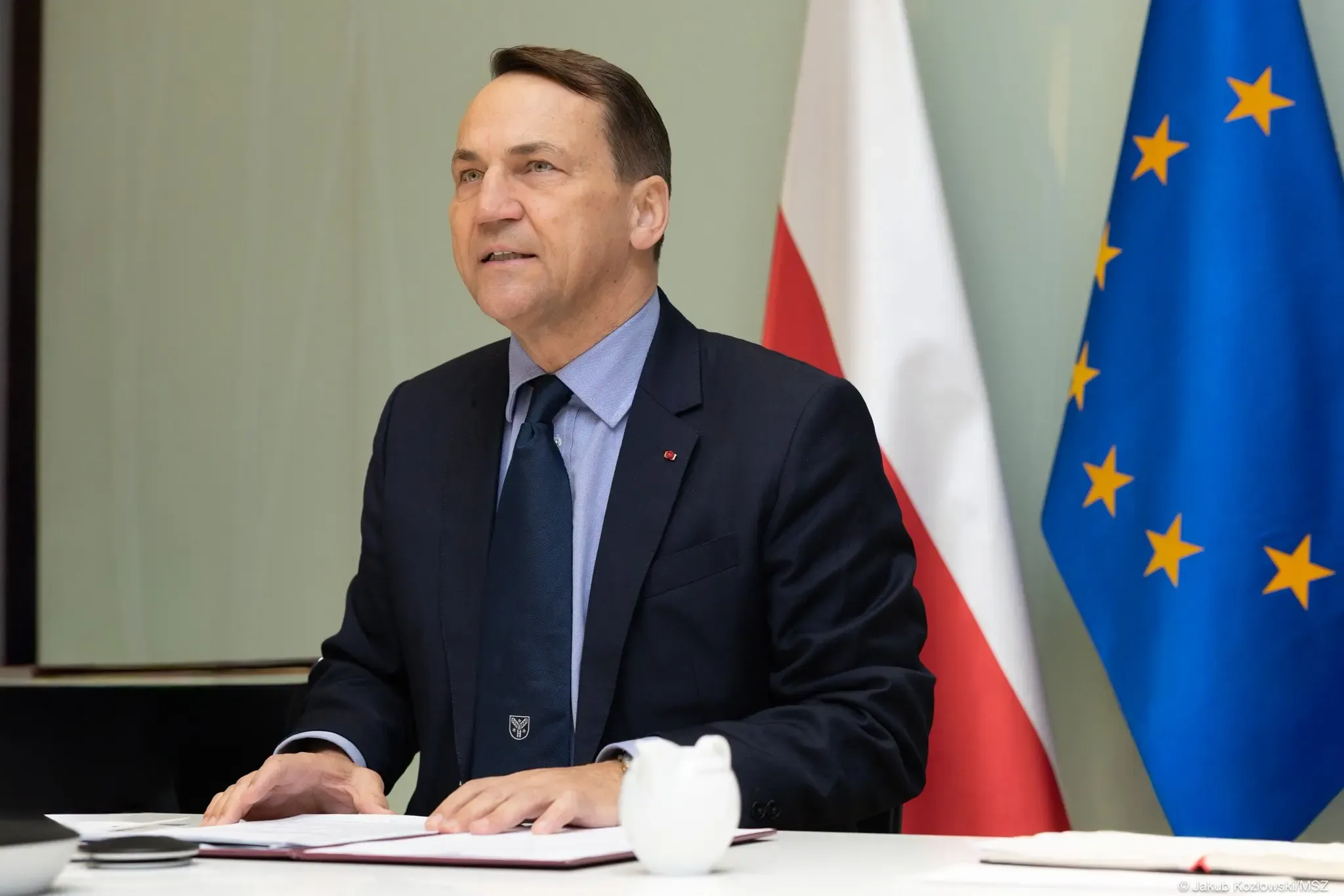 Will Poland's Deputy PM Radoslaw Sikorski Strengthen Ties with India?