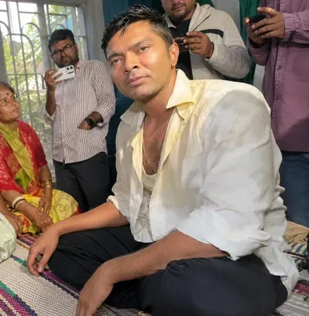 Abhishek Banerjee attacked in Sonarpur; BJP, CPI(M) cite pre-poll conduct