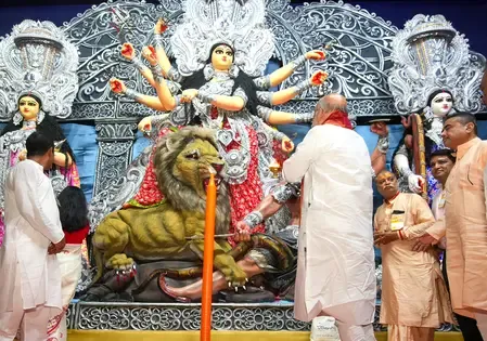 Is a Political Showdown Unfolding Over the Kolkata Durga Puja Pandal Inaugurated by Amit Shah?