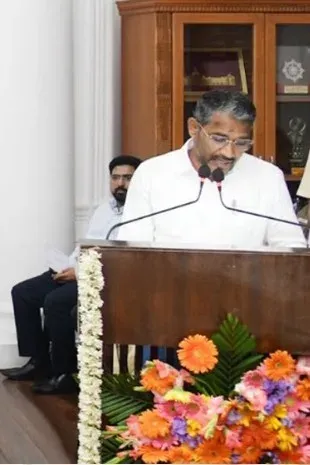 Kunnam violence: TN minister Vanniyarasu condemns DMK attack on VCK workers