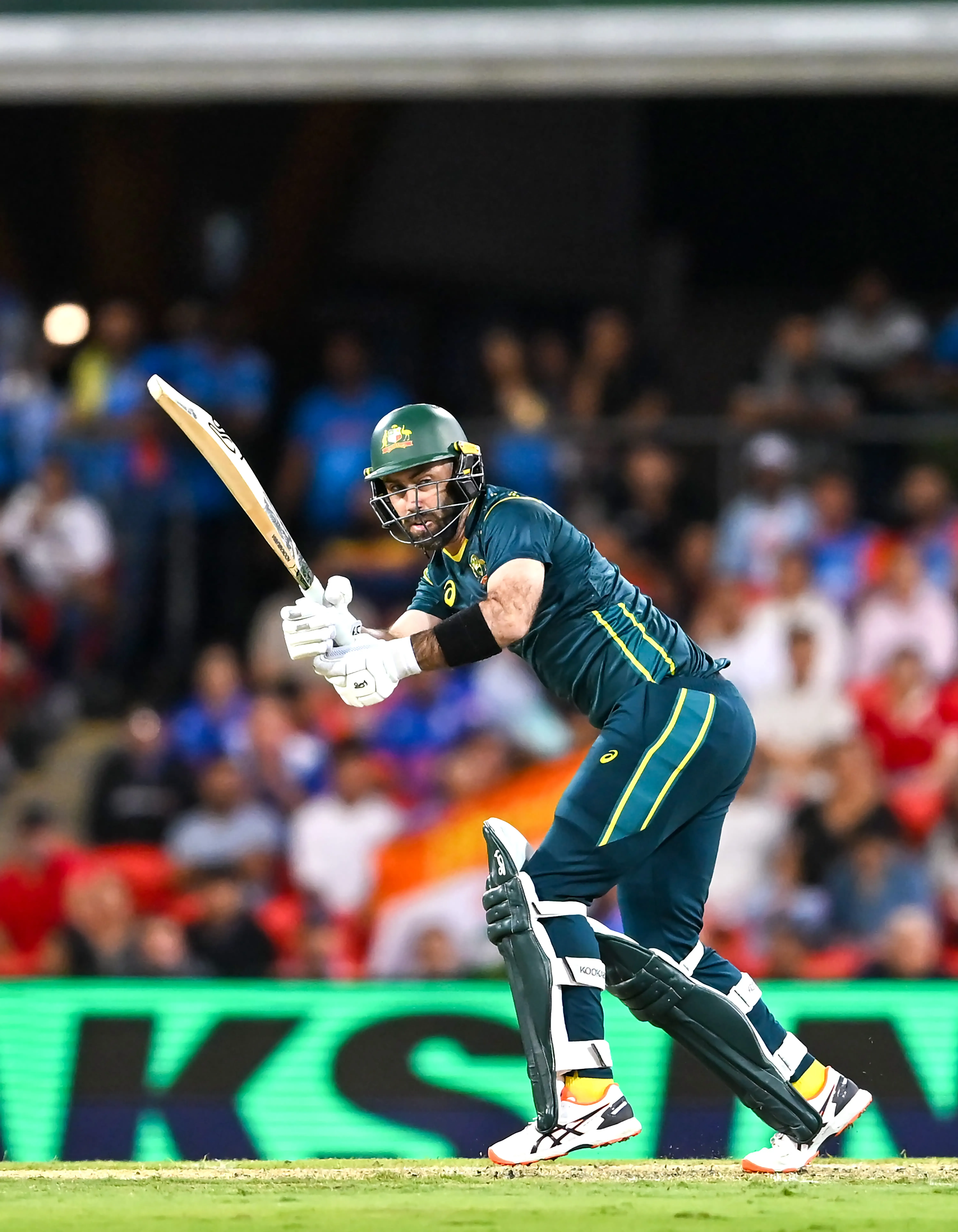 Can Ponting Help Maxwell Find His Form Before T20 WC?