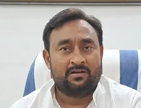 पूजा पाल को पार्टी से निकालना समाजवादी पार्टी की तुच्‍छ मानसिकता: डॉ. भोला सिंह