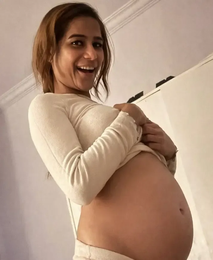 Is Poonam Pandey's Pregnancy Announcement an April Fool's Joke?