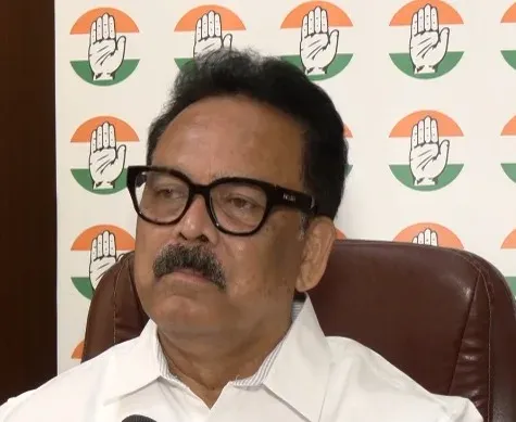 नीट पेपर लीक: 'वीडियो संदेश से नहीं लौटेगा भरोसा', कांग्रेस ने PM से धर्मेंद्र प्रधान को हटाने की माँग की