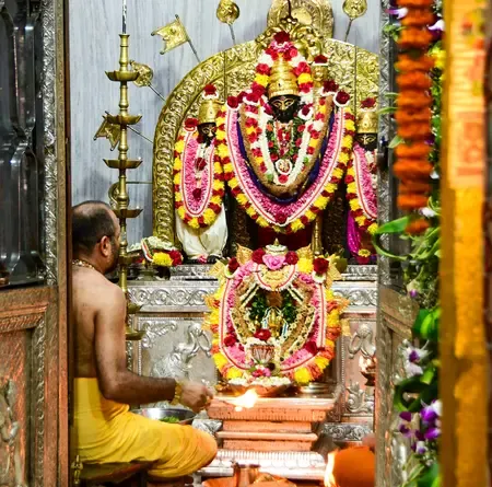'प्रभु श्री राम भारतीय चेतना के आदर्श', रामनवमी पर सीएम योगी और नीतीश कुमार समेत कई बड़े नेताओं ने दी शुभकामनाएं