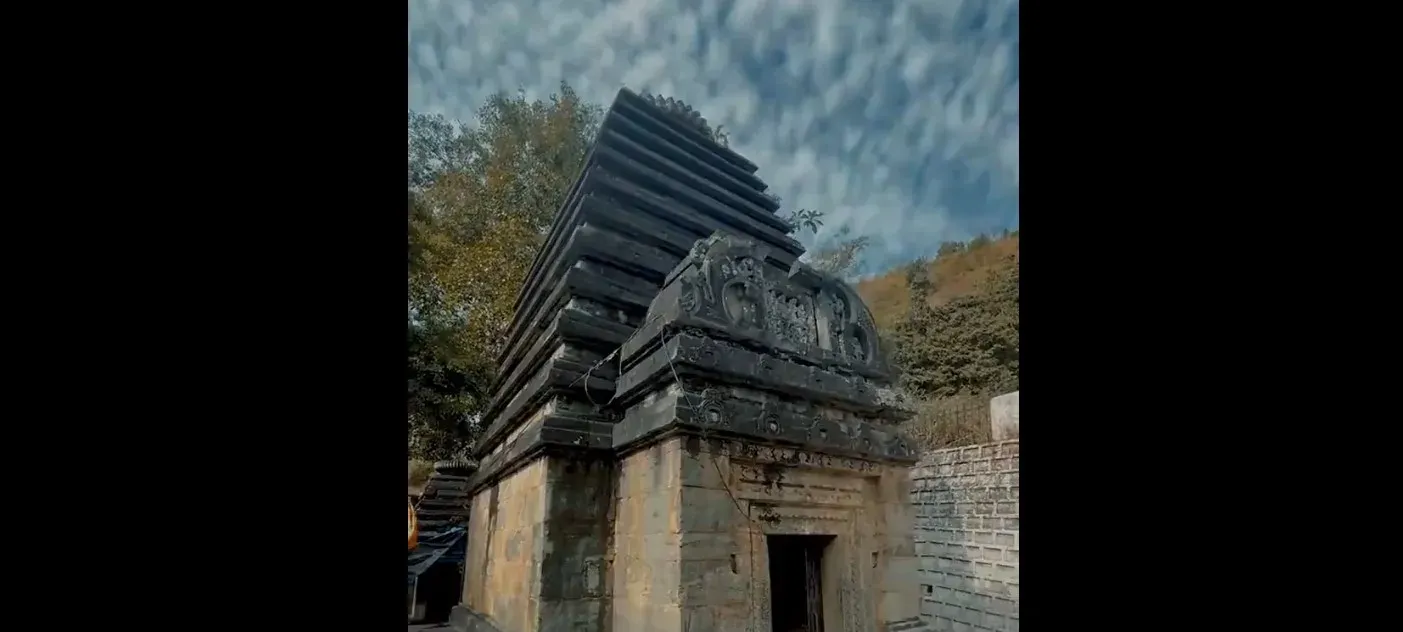 पलेठी गांव के प्राचीन सूर्य मंदिर का वीडियो शेयर कर सीएम धामी ने किया दर्शन का आह्वान