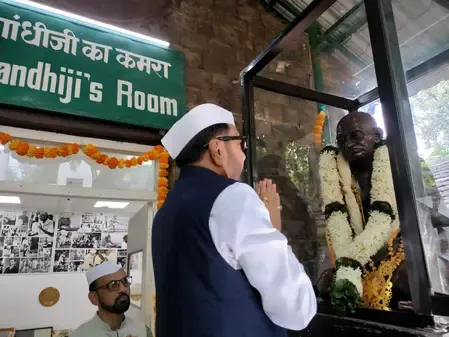 Practising naturopathy, yoga true tribute to Mahatma Gandhi: Prataprao Jadhav