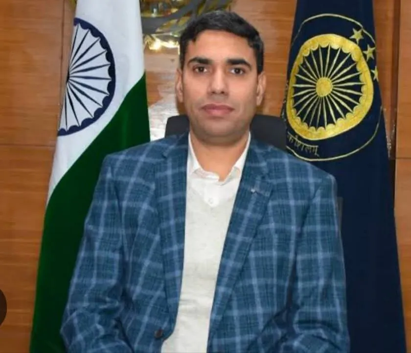 Who is Pradeep Dahiya, the newly appointed MCG Chief?