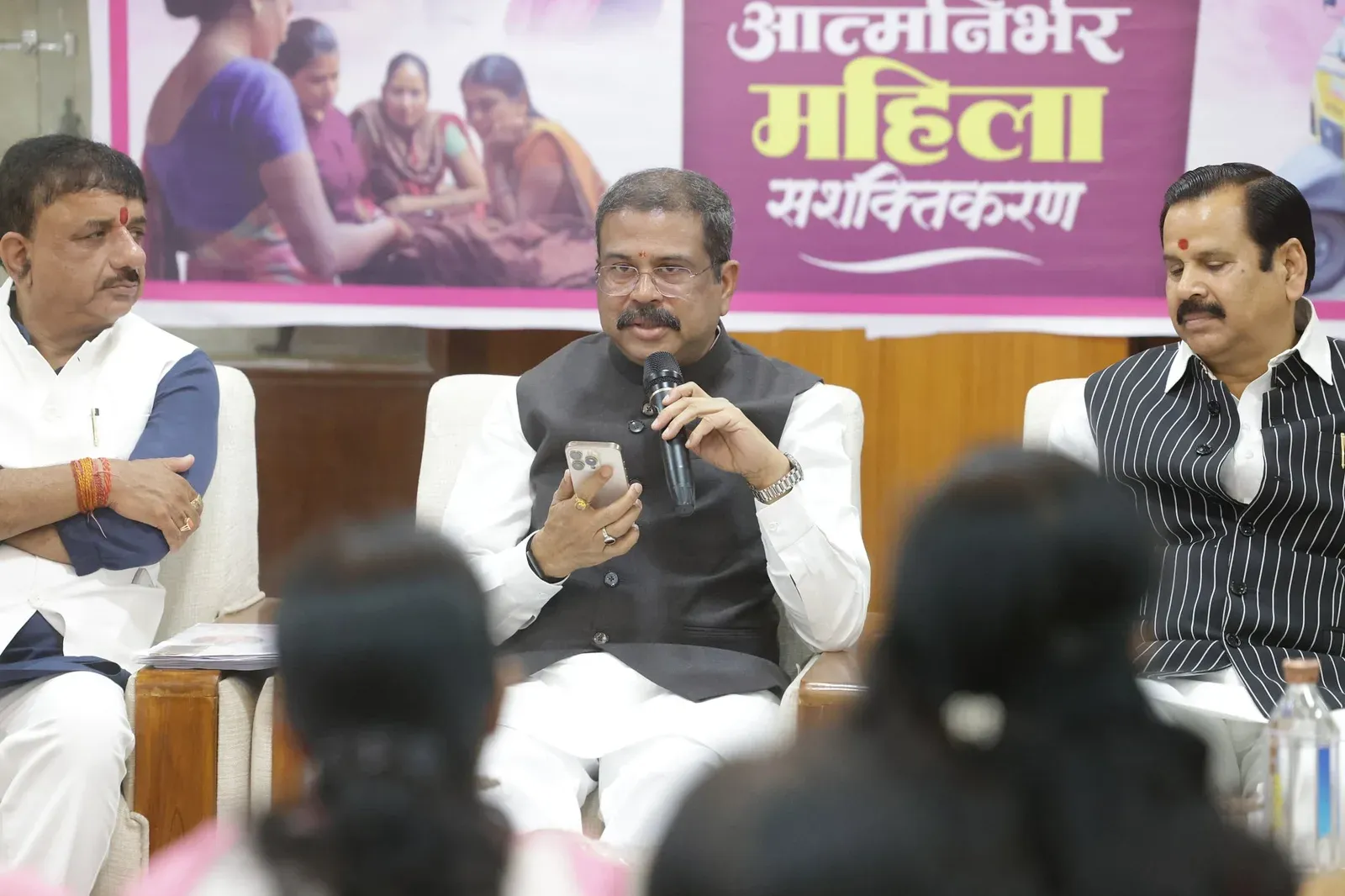 Pradhan Backs Lakhpati Didis for IGNOU, IIM Tie-Ups