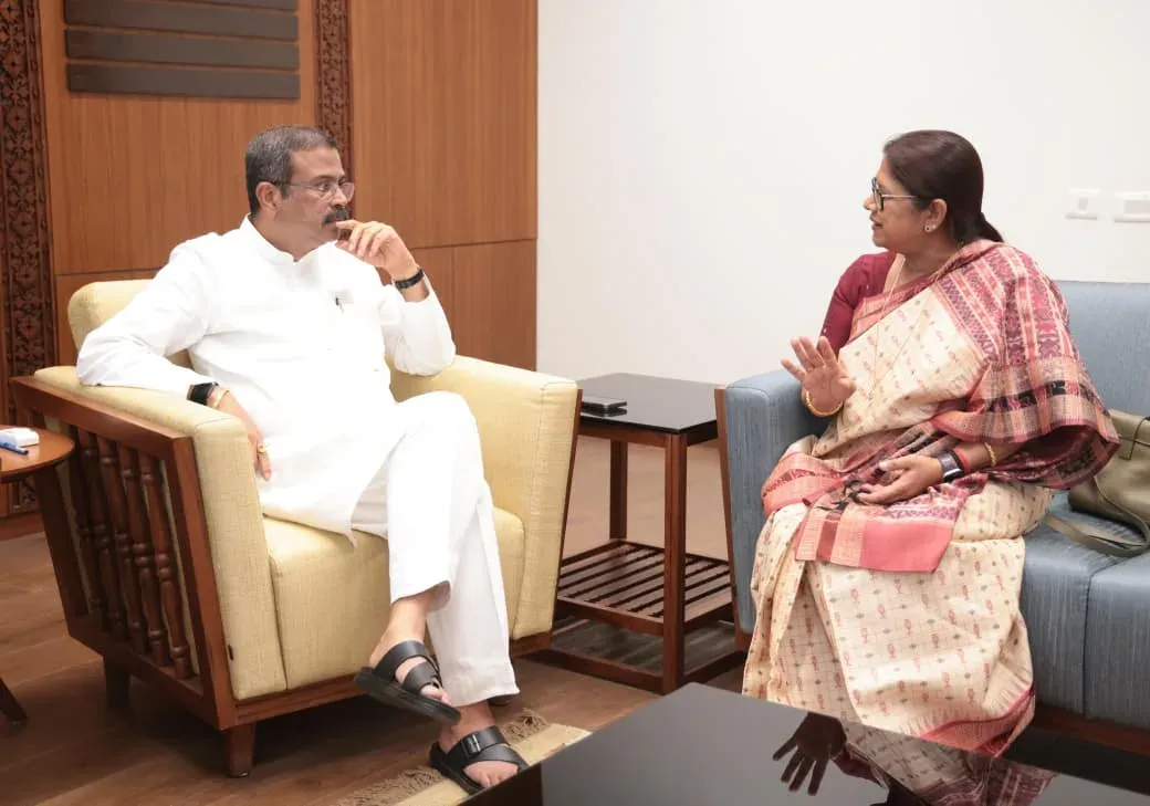 Pradhan Discusses NEP2020 Implementation With SAI International Chief