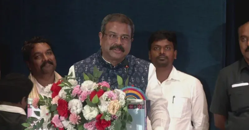 Pradhan Joins Utkal Association of Madras 90th Utkal Divas