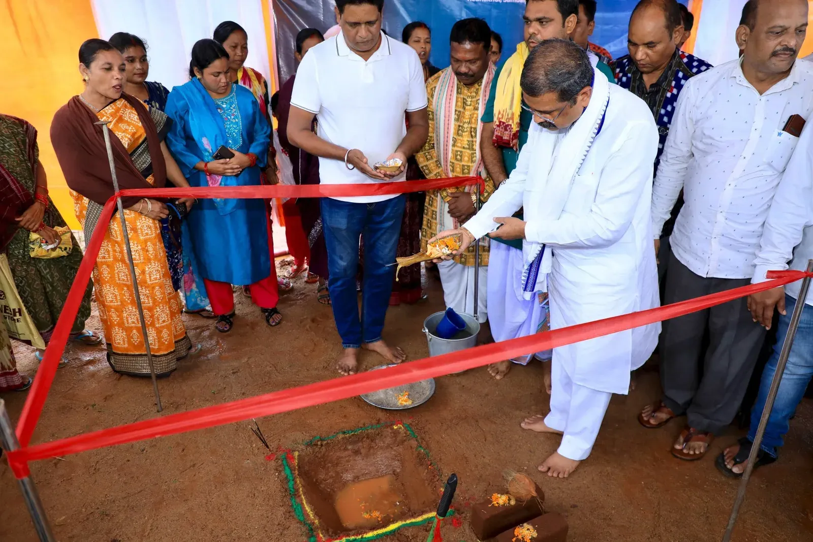 Pradhan lays foundation stone for Kendriya Vidyalaya in Redhakhol