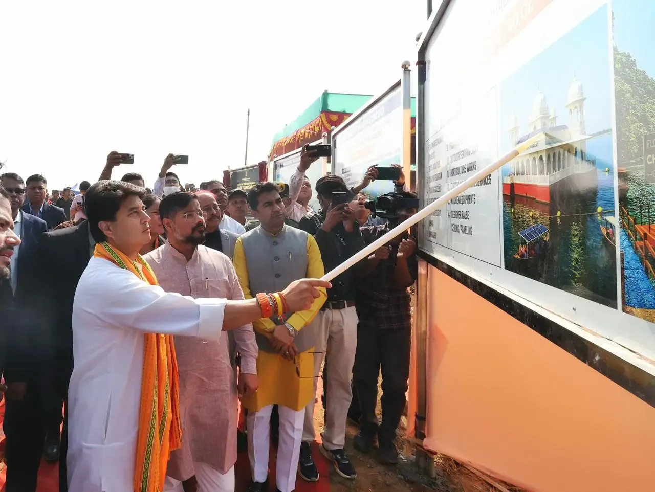 क्या त्रिपुरा का विकास मॉडल प्रधानमंत्री के ‘विकसित पूर्वोत्तर’ विजन और ‘एक्ट ईस्ट नीति’ को साकार करता है?