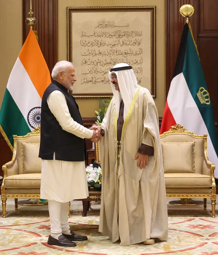 पश्चिम एशिया संकट: PM मोदी ने कुवैत के अमीर से की फोन पर बात, तनाव कम करने पर जोर