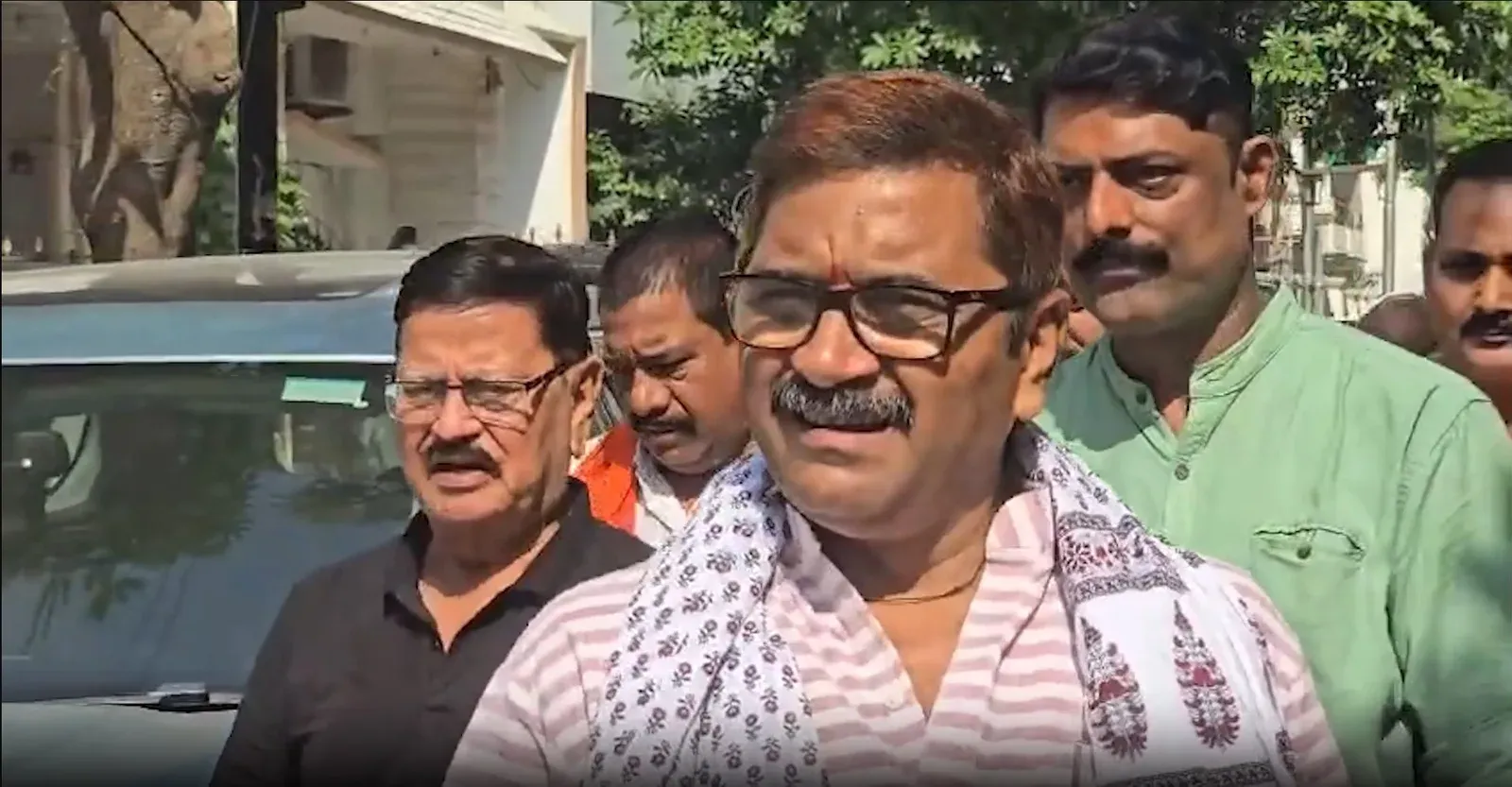 वाराणसी में BJP विधायक नीलकंठ तिवारी का 'वॉक विद जनता' अभियान, मोदी के ऊर्जा-बचत संदेश को जन-जन तक पहुँचाने की मुहिम