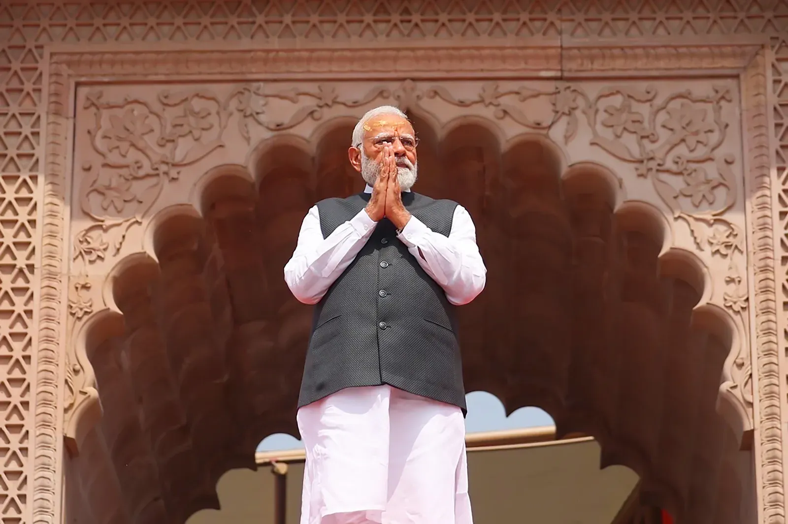 PM मोदी ने एक्स पर साझा किया संस्कृत सुभाषित: 'विपरीत परिस्थितियों में भी धैर्य न खोएं'