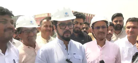 प्रधानमंत्री नरेंद्र मोदी के नेतृत्व में देश विकास के रास्ते पर चला है: अनुराग ठाकुर